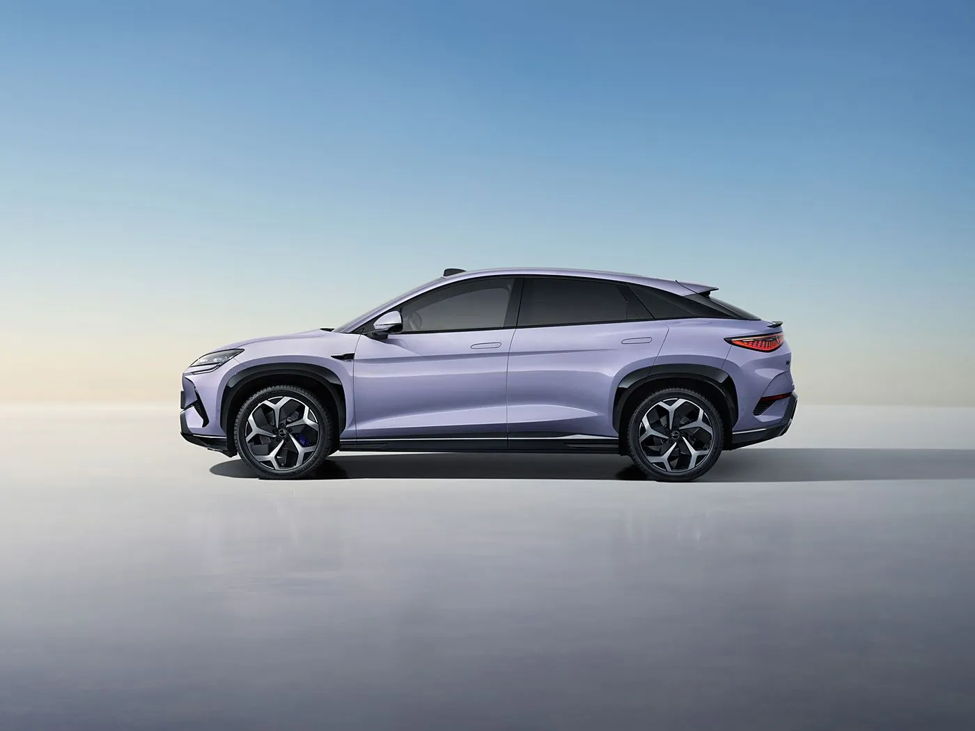 BYD Sea Lion 07 DM-i Sophisticated PHEV lONG RANGDE مساعدة السائق المتقدمة