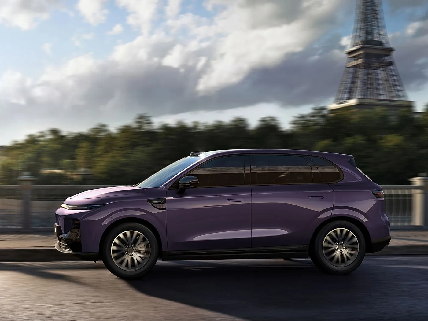 سيارة الدفع الرباعي المدمجة الكهربائية النقية Leapmotor B10 مع نطاق CLTC من 510 إلى 600 كيلومتر وشاشة 14.6 بوصة 2.5K وسيارة Leapmotor Pilot الجديدة للطاقة