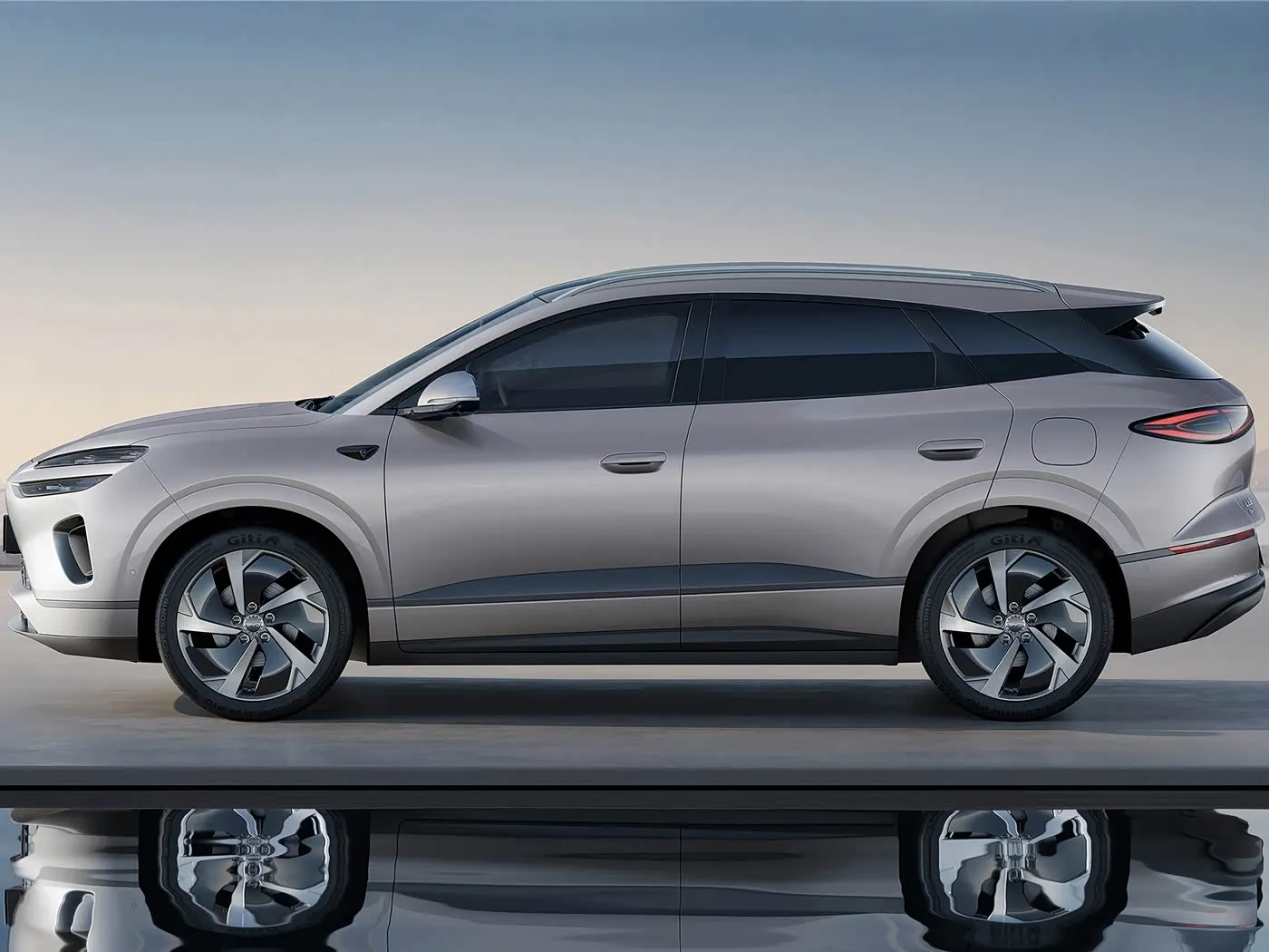 BYD Sea Lion 06 سيارة الدفع الرباعي المدمجة ثنائية الطاقة (EV/DM-i) - نطاق EV من 520 إلى 605 كم / نطاق DM-i وL2 DiPilot مسافة 1092 كم