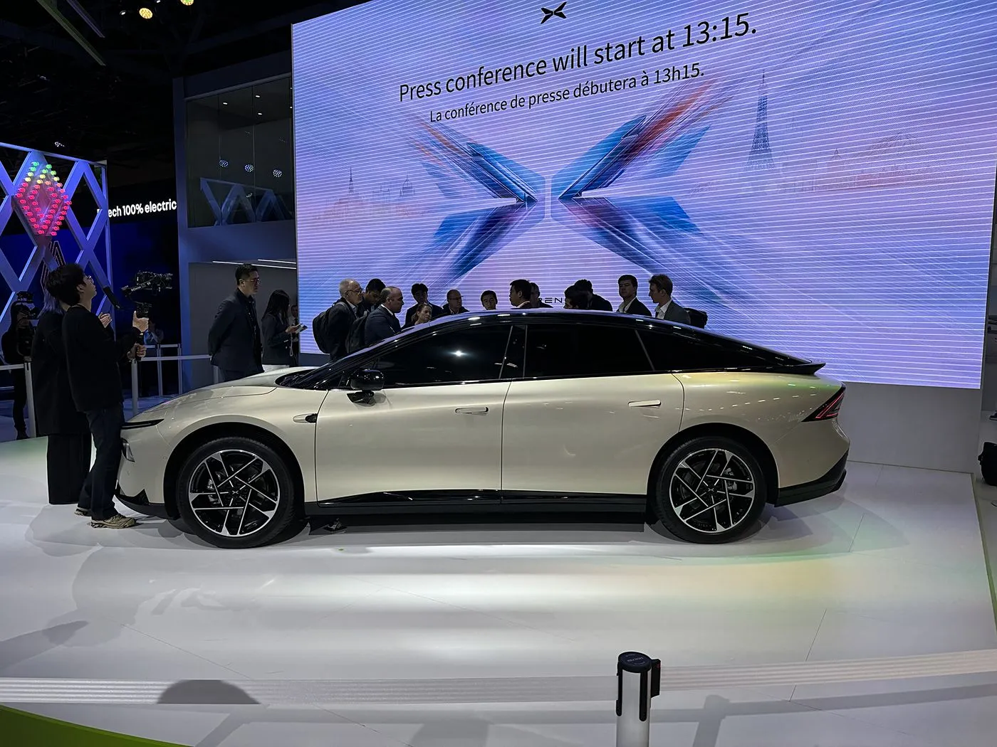 إصدار محدود من سيارة EV XPENG P7+، هاتشباك كهربائية نقية ذات 5 مقاعد، تصميم جديد، توجيه يسار، سرعة قصوى تبلغ 685 كيلومترًا، مركبة طاقة جديدة