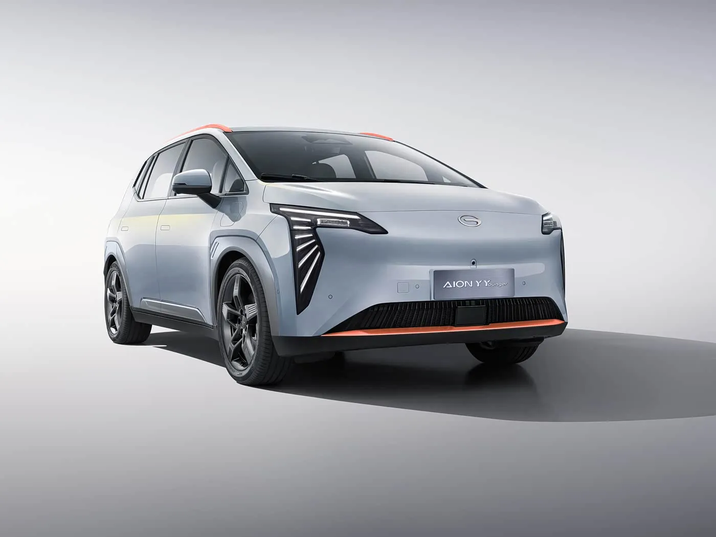 GAC Aion Y Plus سيارة كهربائية نسخة القيادة الذكية 5 أبواب 5 مقاعد EV SUV 150Kw سيارة طاقة جديدة للبيع