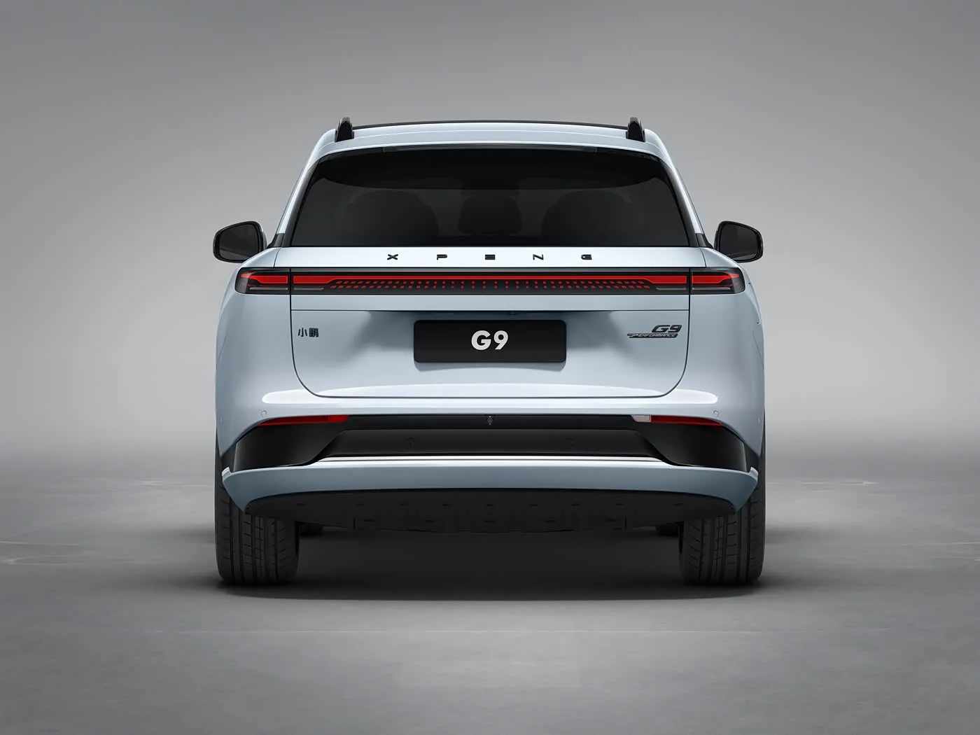 Xpeng G9 سيارة كهربائية فاخرة ذات 4 أبواب و5 مقاعد SUV طاقة جديدة MPV هاتشباك مع وضع محرك الدفع الرباعي PHEV ومحرك EV يسار