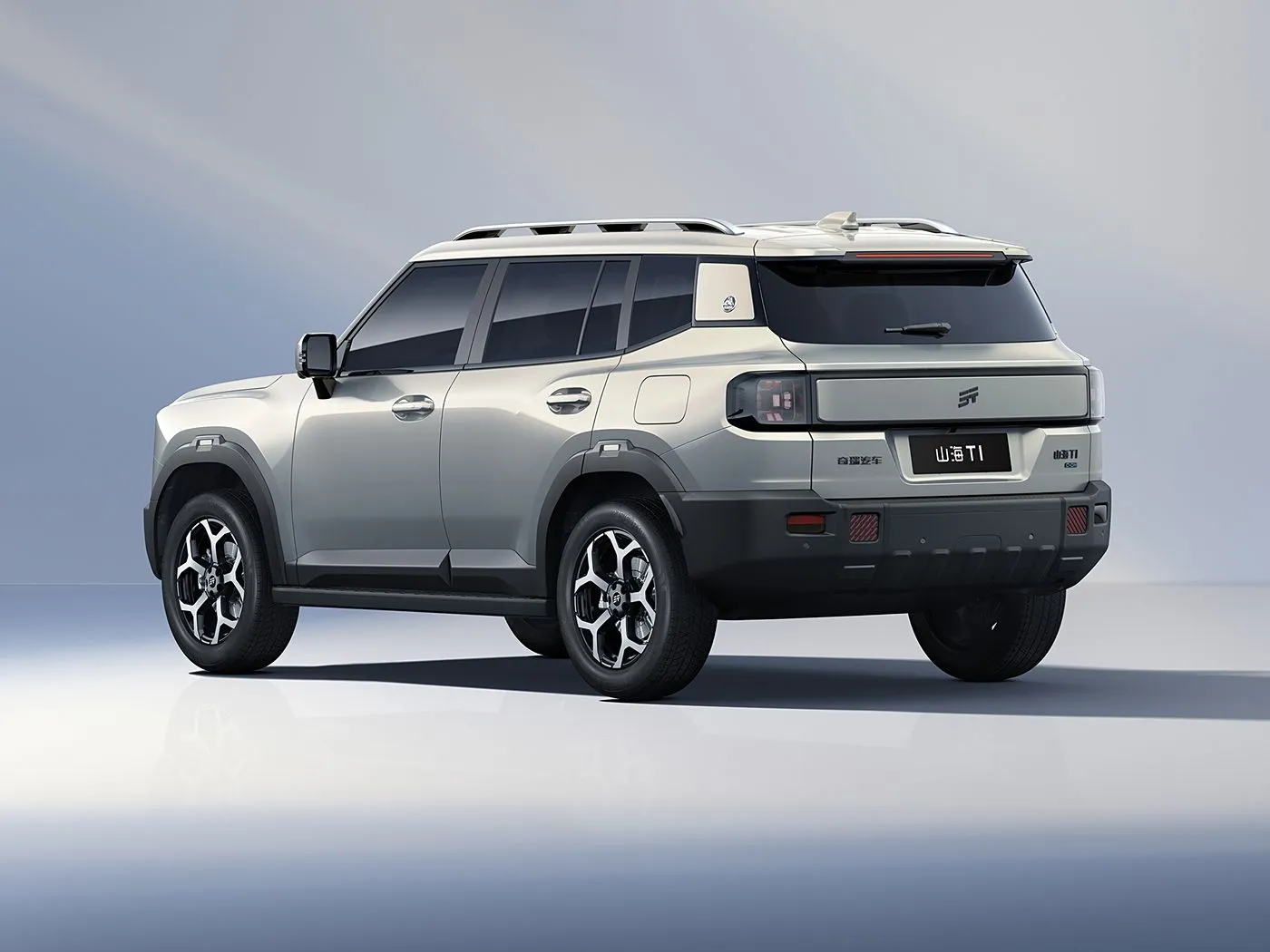 Jetour T1 SHANHAI موديل جديد مدمج لسيارات الدفع الرباعي الكهربائية PHEV البرنامج المساعد الهجين علبة التروس الأوتوماتيكية مقاعد جلدية ACC Cruise FWD Euro VI Interio