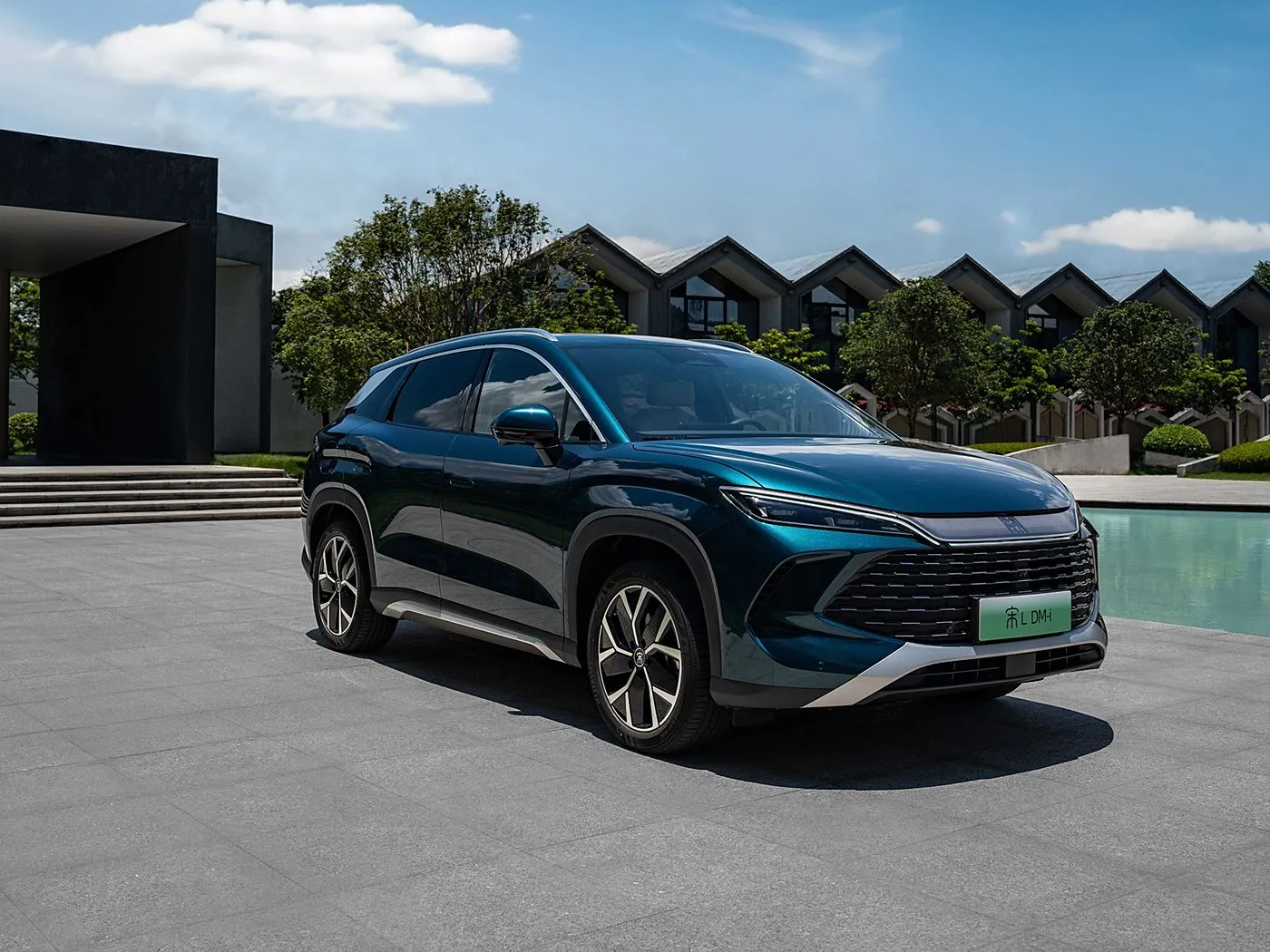 BYD Song L DM-i Compact PHEV SUV طويلة المدى، مركبة طاقة جديدة عالية السرعة DiPilot 2.0 مقاعد مدفأة كاميرا بانورامية 360 درجة