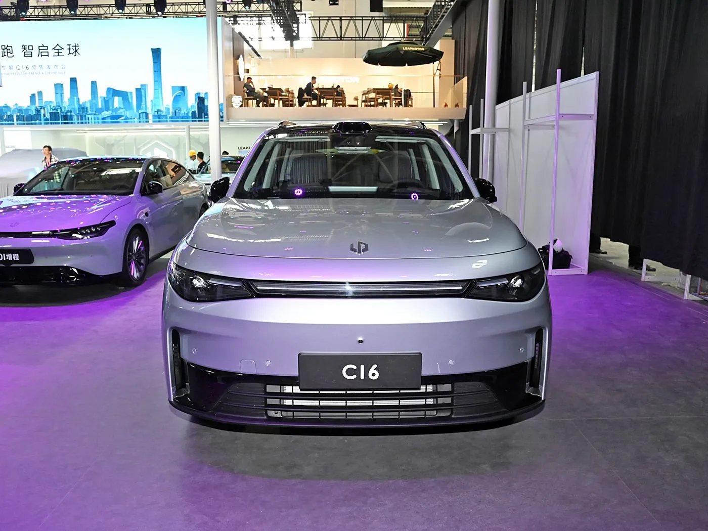 Leapmotor C16 5-Door 6-Seater EV SUV 4WD وضع القيادة التوجيه الأيسر وقود كهربائي وهجين طاقة جديدة