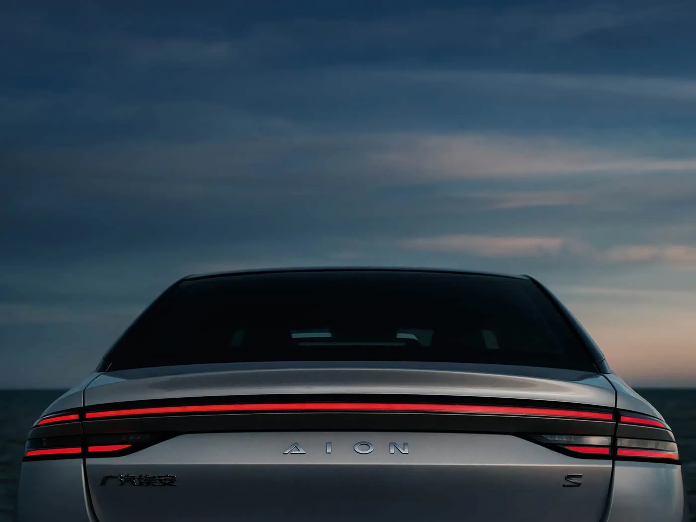 AION RT الكهربائية SUV اليد اليسرى محرك عالي السرعة EV صندوق التروس التلقائي الهجين مستوى صغير سيدان سيارة الطاقة الجديدة للبالغين