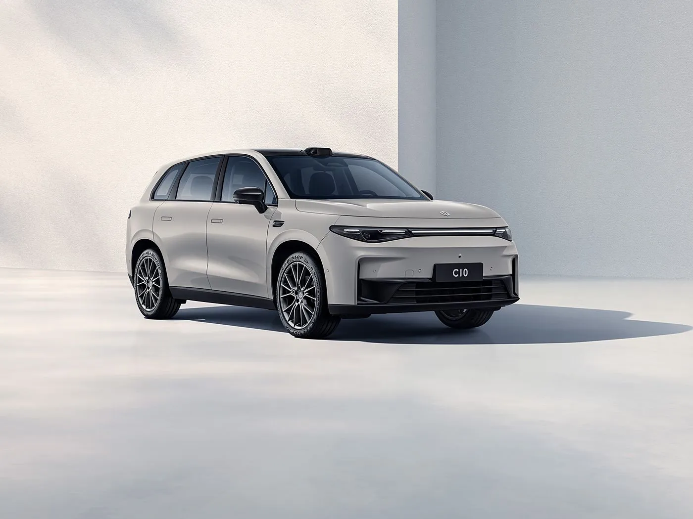 LEAPMOTOR C10 Hybrid عالي السرعة 4WD سيارات الدفع الرباعي الكهربائية 170 كم مجموعة مركبات الطاقة الجديدة من الصين