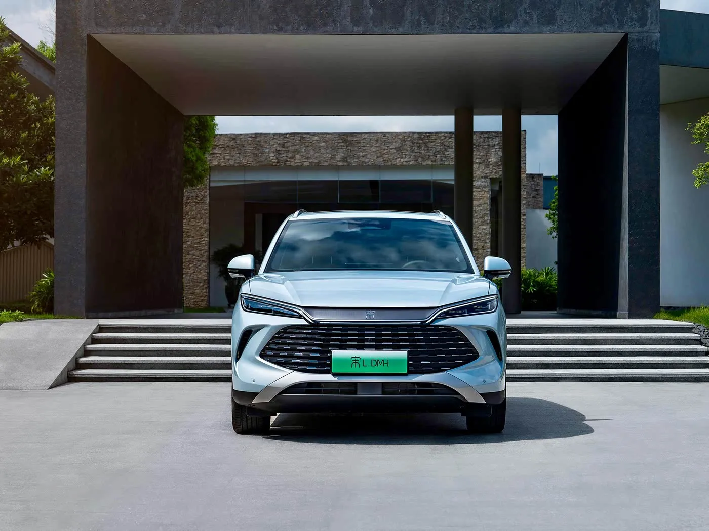 BYD Song L DM-i Compact PHEV SUV طويلة المدى، مركبة طاقة جديدة عالية السرعة DiPilot 2.0 مقاعد مدفأة كاميرا بانورامية 360 درجة