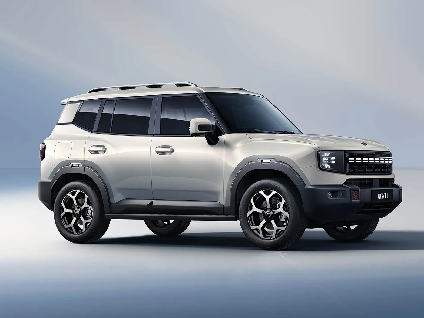 Jetour T1 SHANHAI موديل جديد مدمج لسيارات الدفع الرباعي الكهربائية PHEV البرنامج المساعد الهجين علبة التروس الأوتوماتيكية مقاعد جلدية ACC Cruise FWD Euro VI Interio